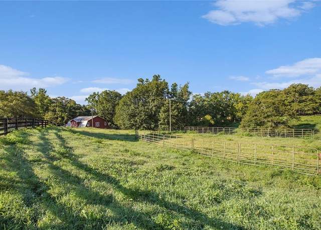 Property at 142 Owens Store Rd, Canton, GA 30115, 3 beds, 2 baths