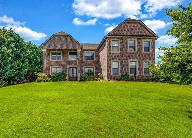 Property at 2606 Bosworth Ct NE, Conyers, GA 30013, 5 beds, 5.5 baths