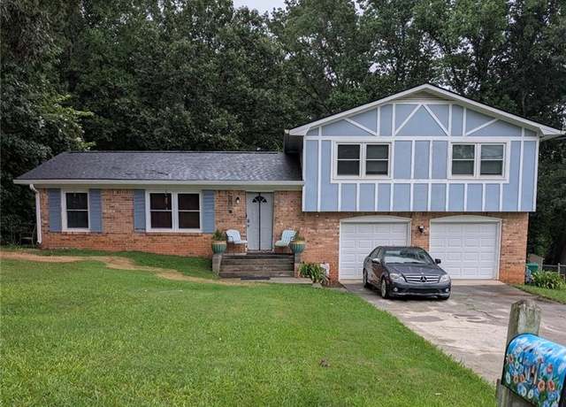 Property at 4364 Housworth Dr, Lithonia, GA 30038, 3 beds, 2 baths