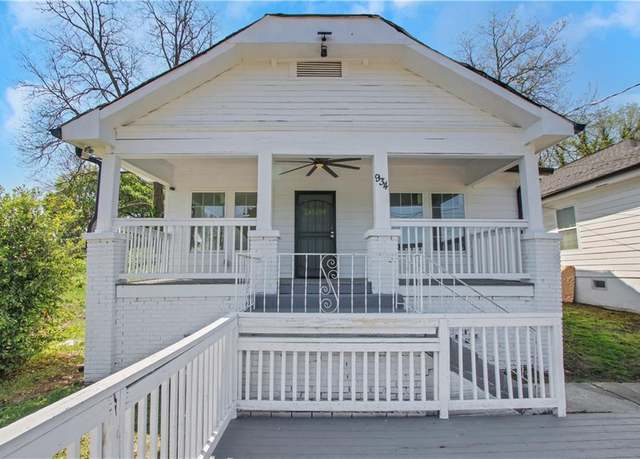 Property at 934 Joseph E Boone Blvd NW, Atlanta, GA 30314, 3 beds, 2 baths