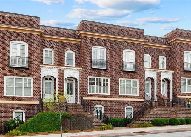 Property at 5139 Peachtree Rd, Chamblee, GA 30341, 3 beds, 3.5 baths