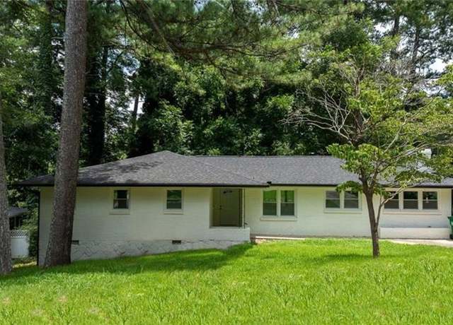 Property at 3994 E E Hilda Cir, Decatur, GA 30035, 3 beds, 2 baths