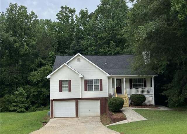Property at 645 Robin Rd, Covington, GA 30016, 4 beds, 3 baths