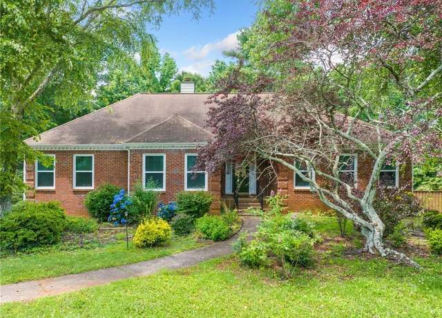 Property at 2930 Heather Stone Way, Lawrenceville, GA 30043, 3 beds, 2 baths