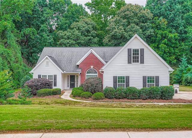 Property at 4642 Devencrest Ln, Buford, GA 30519, 3 beds, 2 baths