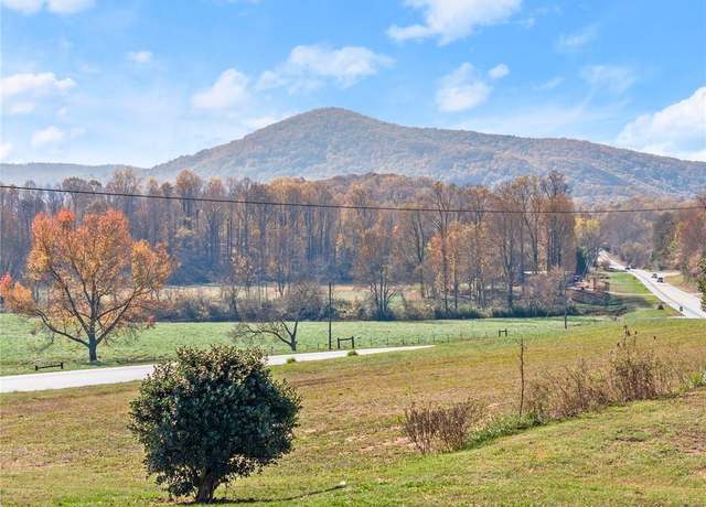 Property at 4872 Highway 115 W, Cleveland, GA 30528, 3 beds, 2 baths