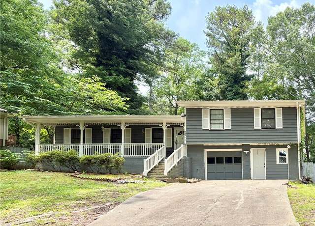 Property at 654 Continental Dr, Lawrenceville, GA 30044, 3 beds, 3 baths