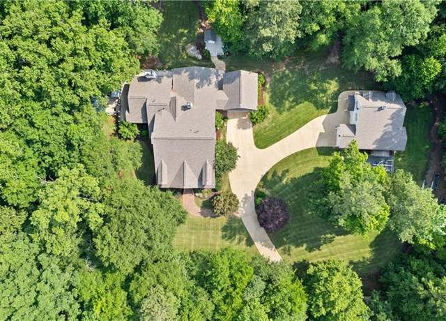Property at 654 Cannon Rd, Sharpsburg, GA 30277, 5 beds, 3.5 baths