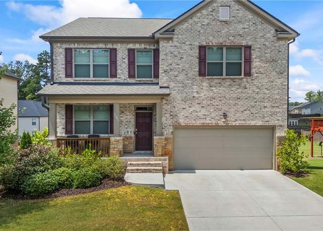 Property at 2943 Hawthorn Farm Blvd, Loganville, GA 30052, 4 beds, 3.5 baths