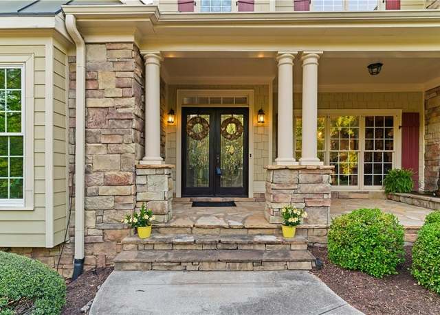 Property at 519 River Estates Pkwy, Canton, GA 30115, 5 beds, 4.5 baths