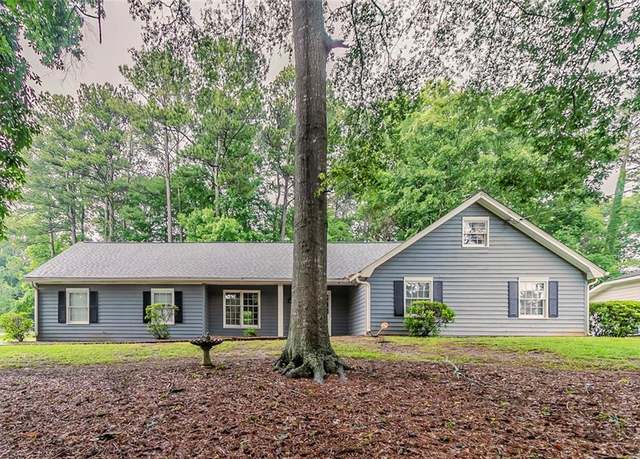 Property at 4248 Wellington Hills Ln, Snellville, GA 30039, 4 beds, 2 baths