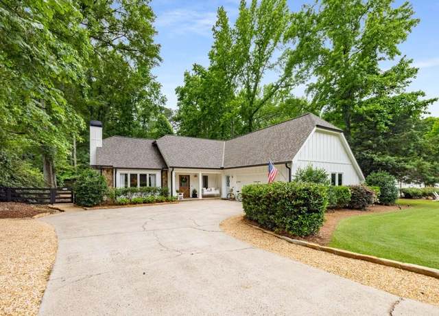 Property at 7114 Surrey Pt, Alpharetta, GA 30009, 3 beds, 3 baths