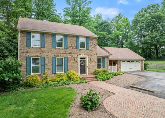 Property at 3714 Indian Springs Rd, Gainesville, GA 30506, 3 beds, 2.5 baths