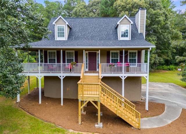 Property at 294 Collins Dr, Douglasville, GA 30134, 3 beds, 2 baths