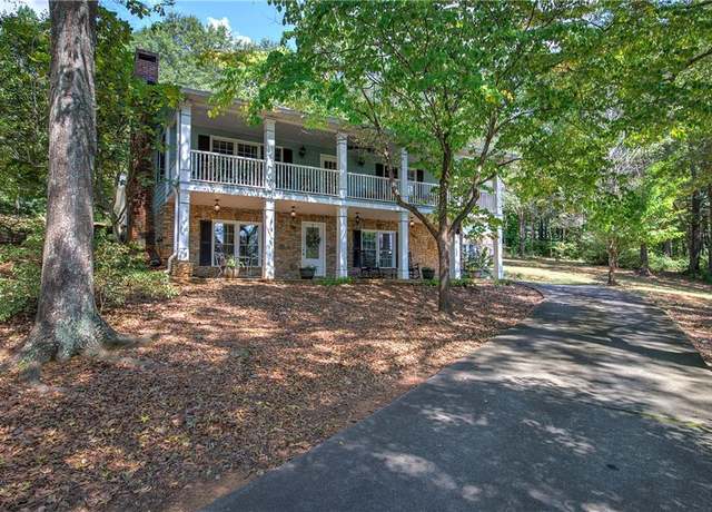 Property at 294 Puckett Rd SE, Emerson, GA 30137, 5 beds, 3 baths