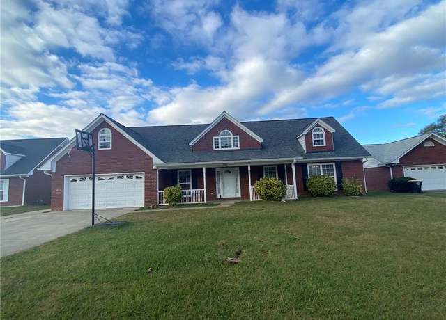 Property at 121 Deer Run Trl NW, Rome, GA 30165, 5 beds, 3 baths
