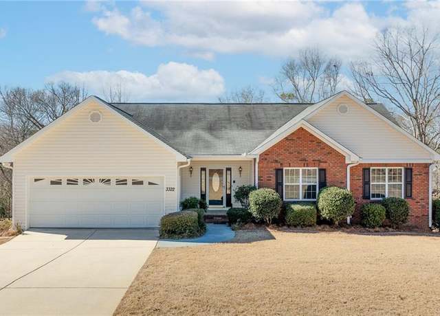 Property at 3322 Barry Ln, Gainesville, GA 30506, 3 beds, 2 baths