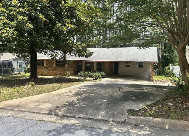 Property at 4595 Sahara Dr SW, Atlanta, GA 30331, 3 beds, 2 baths