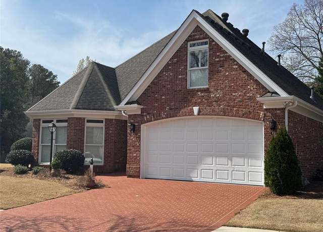 Property at 2392 Ivy Mountain Dr, Snellville, GA 30078, 4 beds, 3 baths