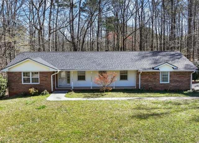 Property at 2415 Bankstone Dr SW, Marietta, GA 30064, 3 beds, 2 baths