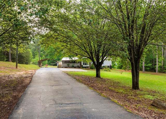 Property at 709 Tallapoosa Hwy, Cedartown, GA 30125, 3 beds, 2 baths