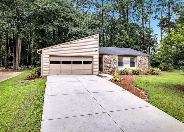 Property at 2786 Olde Gate Ct, Snellville, GA 30078, 3 beds, 2 baths