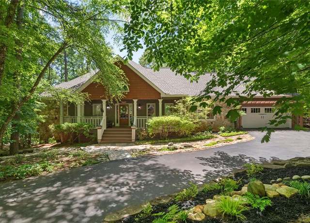 Property at 144 Canacaught Pl, Big Canoe, GA 30143, 4 beds, 3 baths