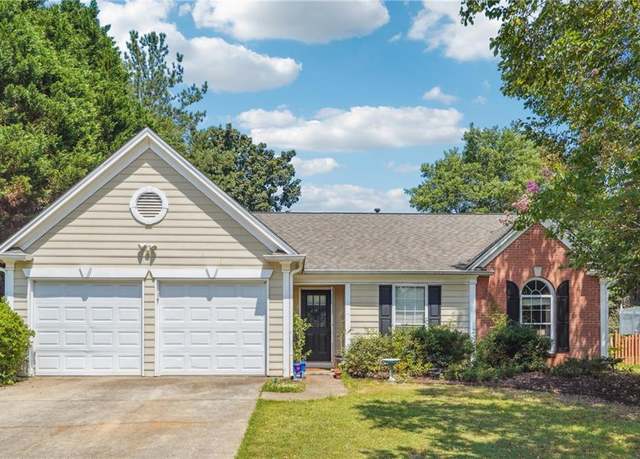 Property at 3635 Oak Park Dr, Suwanee, GA 30024, 3 beds, 2 baths