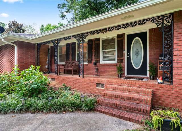 Property at 578 Dogwood Dr, Lawrenceville, GA 30046, 3 beds, 2 baths