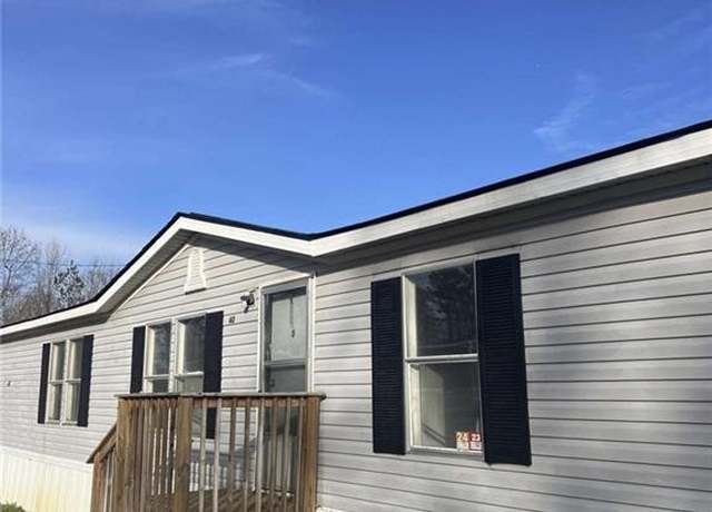 Property at 481 Shaw Rd, Sharpsburg, GA 30277, 3 beds, 2 baths