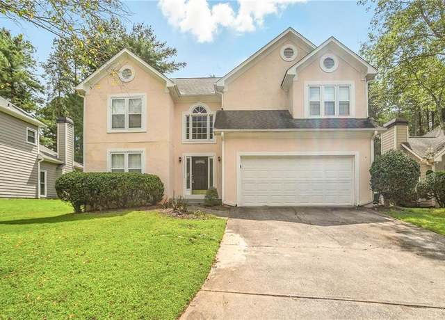 Property at 140 Glen Holly Dr, Roswell, GA 30076, 3 beds, 2.5 baths
