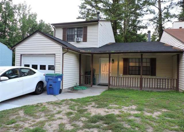 Property at 402 Pine Tree Trl, Atlanta, GA 30349, 4 beds, 2.5 baths