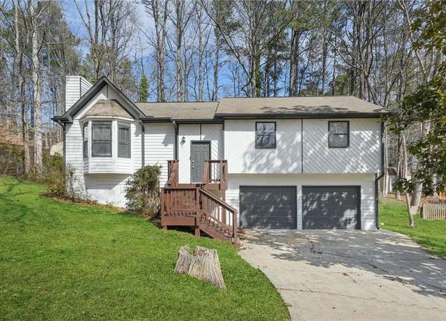 Property at 5570 Deerfield Pl NW, Kennesaw, GA 30144, 4 beds, 2 baths