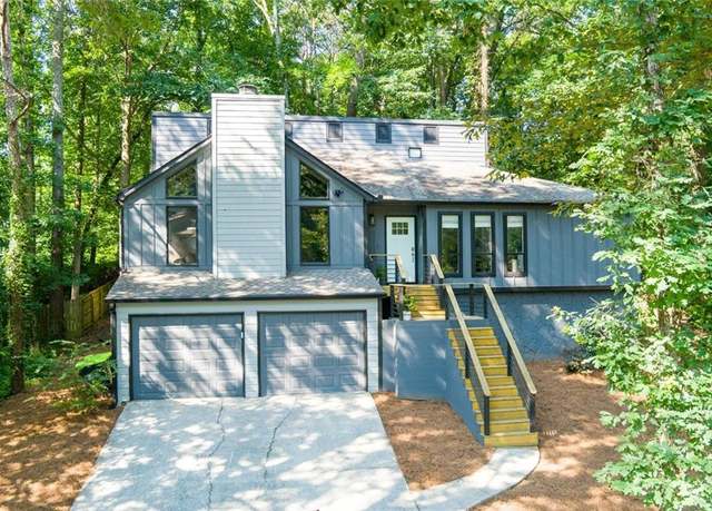 Property at 3402 Devoe Ct, Marietta, GA 30062, 5 beds, 3 baths