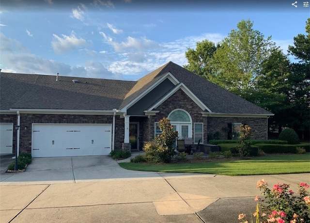 Property at 3311 Lindenridge Dr, Buford, GA 30519, 3 beds, 2 baths