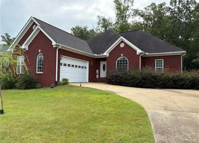 Property at 48 Mountain Chase Rd, Rome, GA 30165, 3 beds, 2 baths