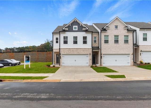 Property at 871 Eagle Ave, Riverdale, GA 30274, 3 beds, 2.5 baths
