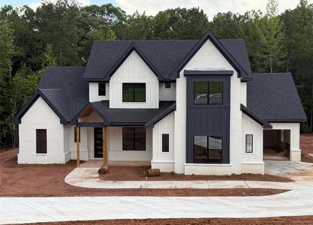Property at 121 Forest Berry Ct, Newnan, GA 30265, 5 beds, 4.5 baths