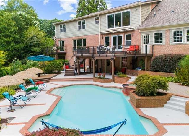 Property at 1005 The 16th Fairway, Atlanta, GA 30350, 5 beds, 5.5 baths