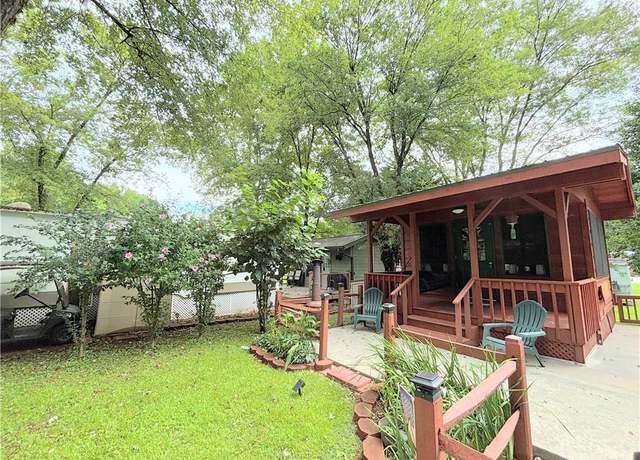Property at 129 Fishtail Cir, Cleveland, GA 30528, 1 bed