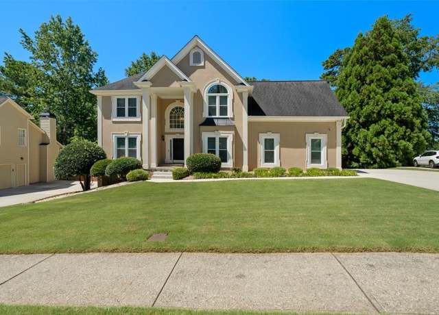 Property at 2521 Wood Creek Ct, Dacula, GA 30019, 5 beds, 3.5 baths