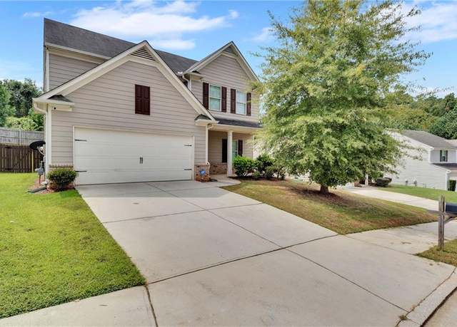 Property at 7430 Saint David St, Fairburn, GA 30213, 4 beds, 2.5 baths