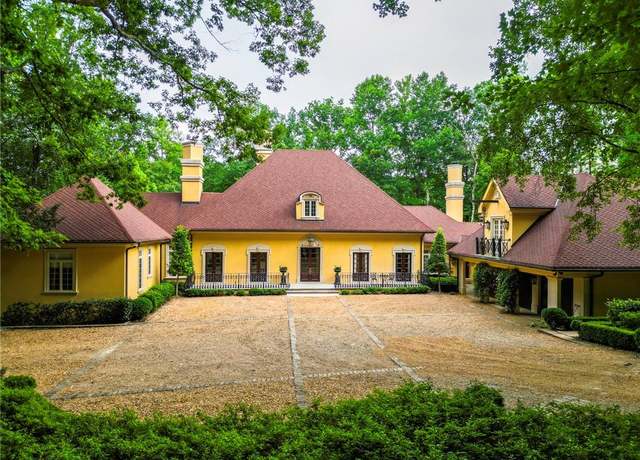 Property at 805 Old Mill Ct, Ball Ground, GA 30107, 5 beds, 5 baths