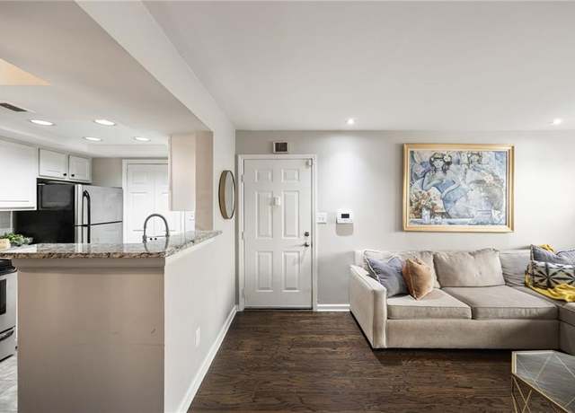 Property at 3063 Chastain Park Ct NE, Atlanta, GA 30342, 1 bed, 1 bath