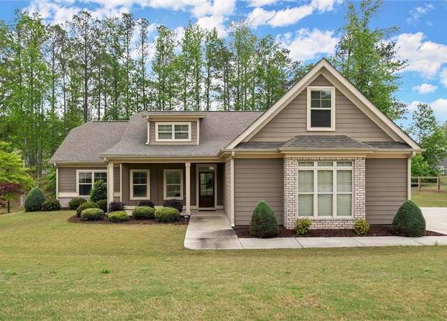 Property at 74 Stonegate Ct, Dallas, GA 30157, 4 beds, 2 baths
