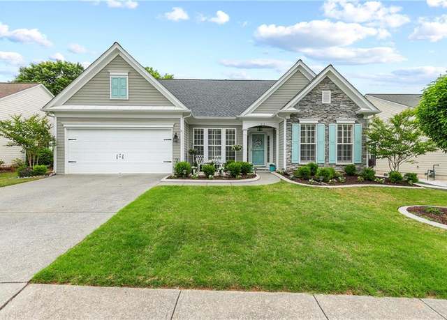 Property at 912 Santa Anita Dr, Woodstock, GA 30189, 4 beds, 3 baths