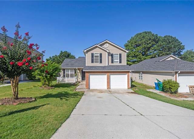 Property at 2315 Oakland Spring Dr, Snellville, GA 30039, 3 beds, 2.5 baths
