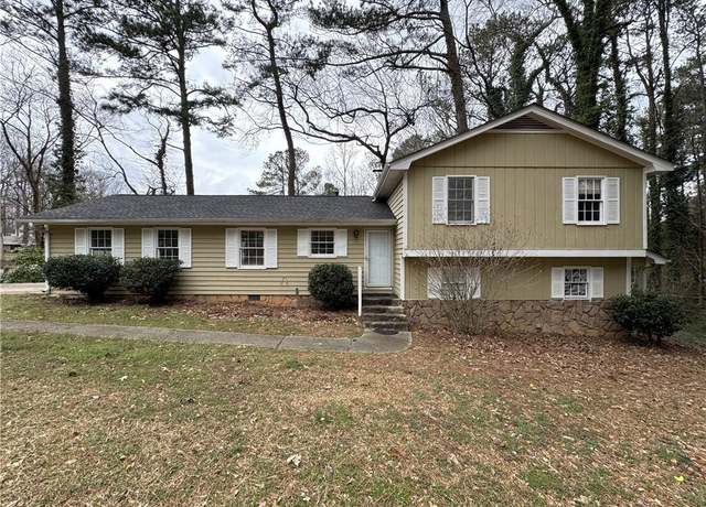 Property at 2717 Rosemont Dr, Lawrenceville, GA 30044, 4 beds, 3 baths