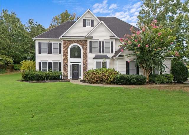 Property at 700 Eastbourne Ct, Alpharetta, GA 30005, 4 beds, 3.5 baths