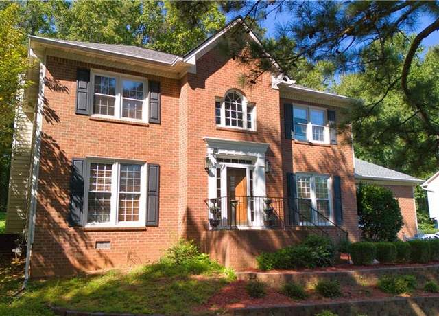 Property at 231 Sarah Ln, Lawrenceville, GA 30046, 5 beds, 2.5 baths